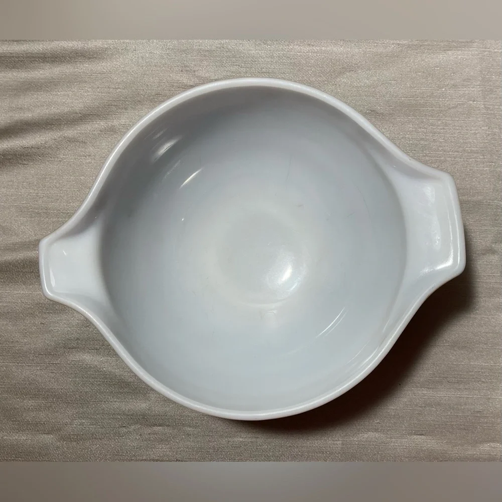 Pyrex Vintage Early American Brown and Gold Mixing Bowl